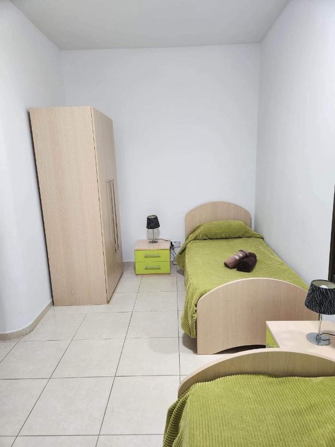Seaside Xlendi Apartment Luaran gambar